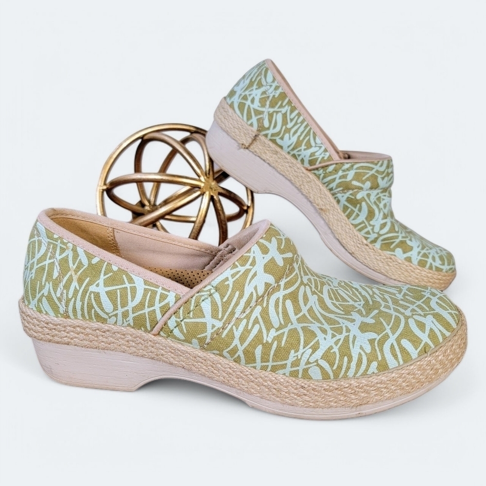 Dansko Victoria Canvas Green Espadrilles Clogs Comfy Work Shoes Size 38